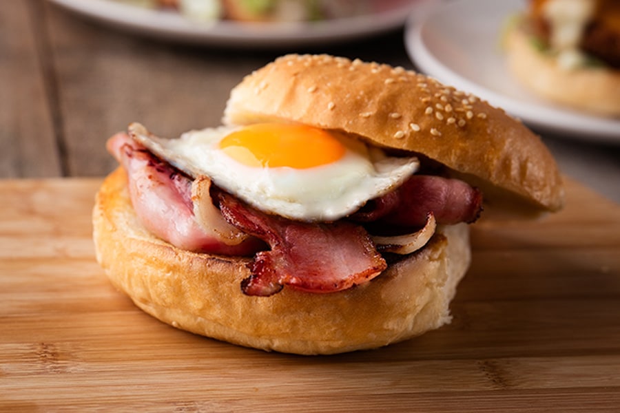 burger menu egg and bacon roll